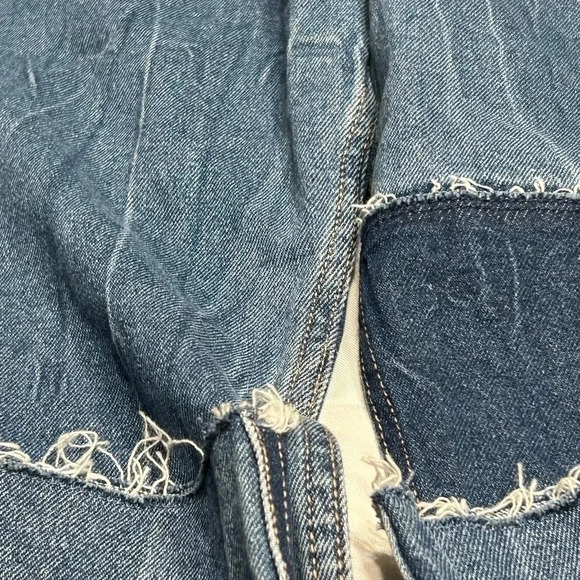 Hollister Women jeans size 32 blue NWT curvy high rise frayed patchwork and hem - Picture 11 of 12